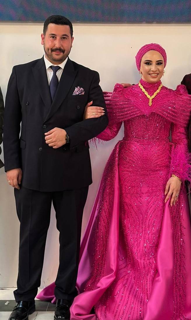 Neslican ile Münürcan nişanlandı 1